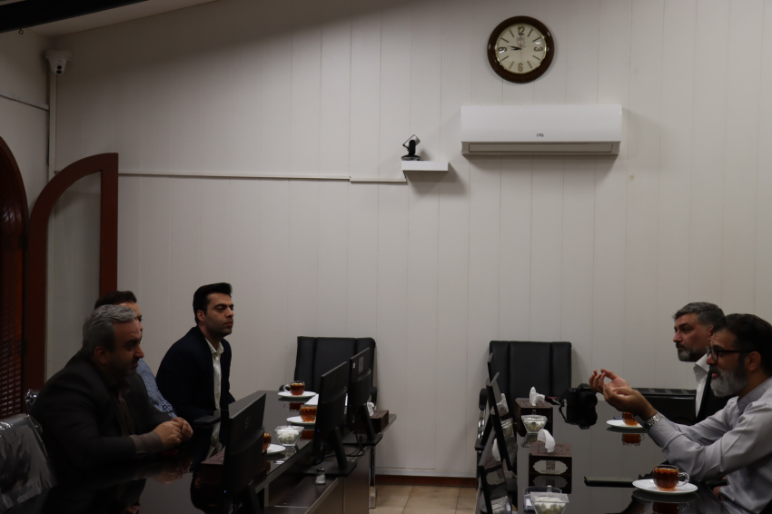 گفت و گوی سازنده مدیرعامل شرکت مهرامداد(شمساما) و مدیرکل کمیته امداد استان البرزبا هدف تقویت تعاملات