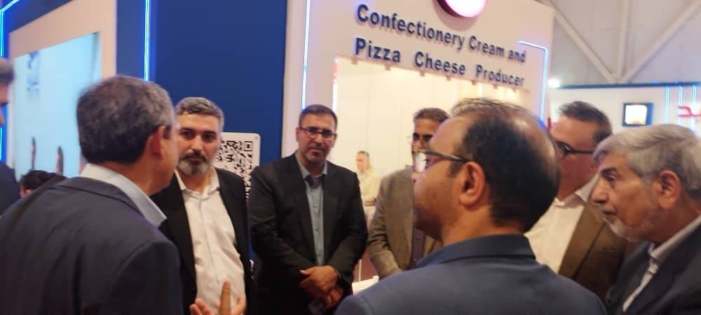   حضور مدیرعامل شرکت مهر امداد ( شمساما) در نمایشگاه اکسپو شیراز و بازدید از غرفه‌های مددجویان کمیته امداد، اتاق تعاون استان فارس و سایر مجموعه‌ها